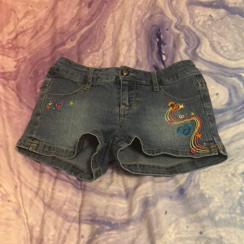Jean shorts with rainbow design